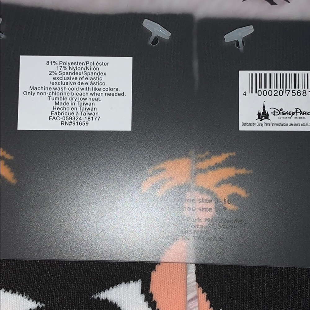 Alice In Wonderland’s Dee and Dum Twins Socks - Picture 4 of 4